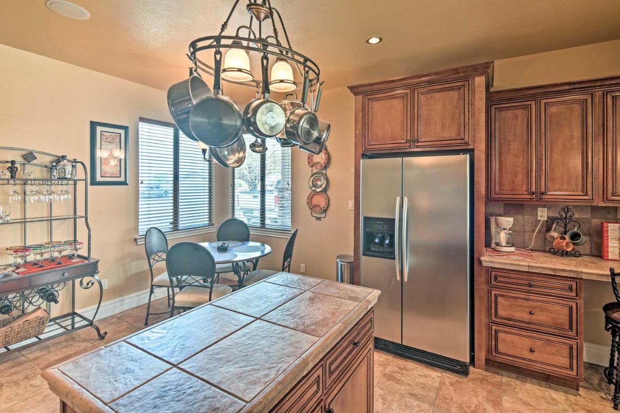 Pet-Friendly Desert Oasis About 7 Miles To Lake Havasu Lake Havasu City Exterior foto